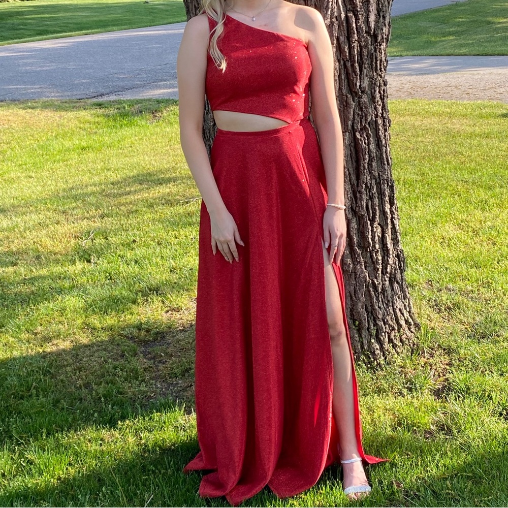 Sparky red dress with cutouts